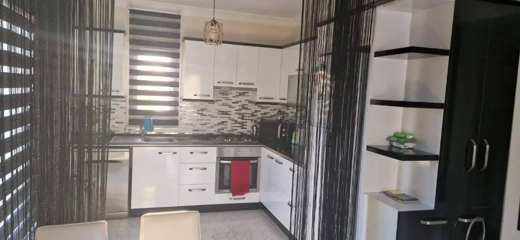 Fitted kitchen